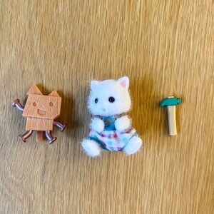 Calico Critters - Baby Builders - Leah Cat